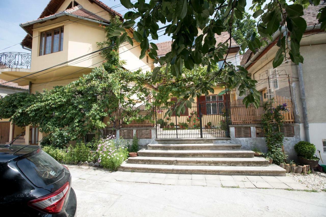 Apartament Central Deal Hermannstadt Exterior foto